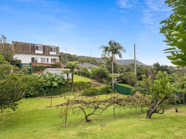 Inspiring Foothills Lifestyle Opportunity