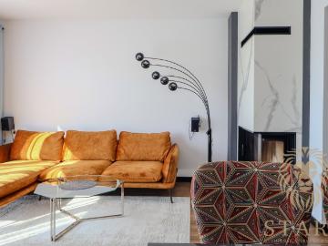 Inteligentny dom 124 m² z garażami i ogrodem w Grzędzicach