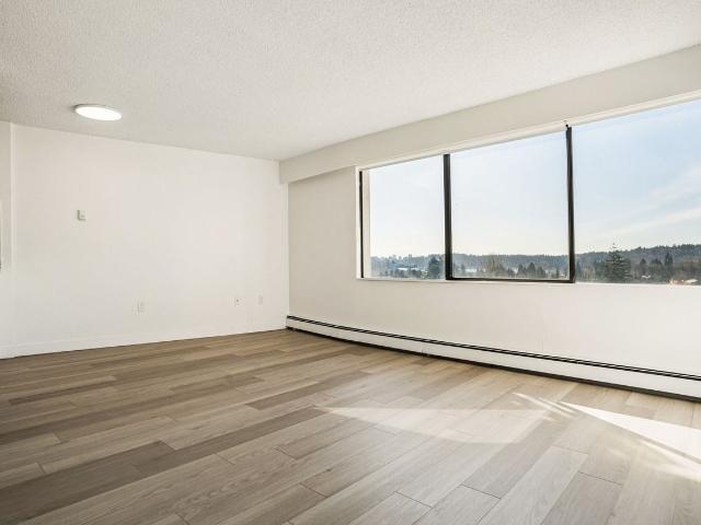 International Plaza Studio Apartment for Rent at 1959 Marine Dr, North Vancouver, BC V7P 3G1 Norgate