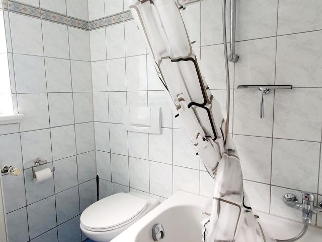 Internationals Welcome: Bright, Fully Furnished 1 Room Apartment – Cozy and Comfortable, Stuttgart Amsterdam Apartments for Rent