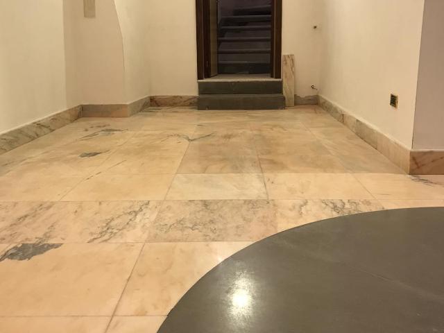INTERO STABILE in affitto a Benevento, CENTRO STORICO