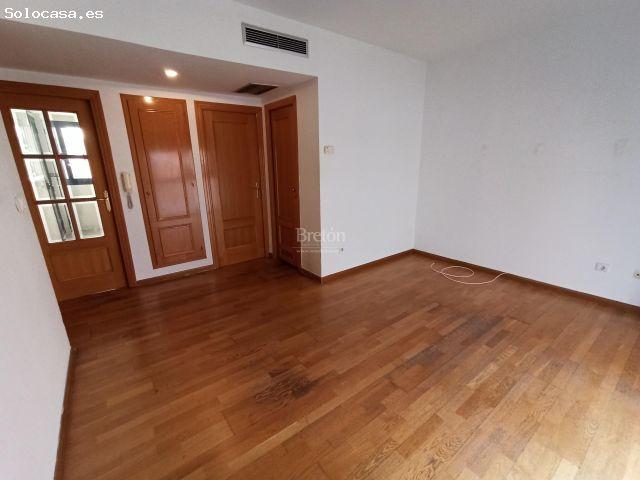 ¡INTERESANTE APARTAMENTO ZONA UNIVERSIDAD!