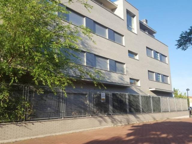 INTERESANTE APARTAMENTO EN LAS VILLAS