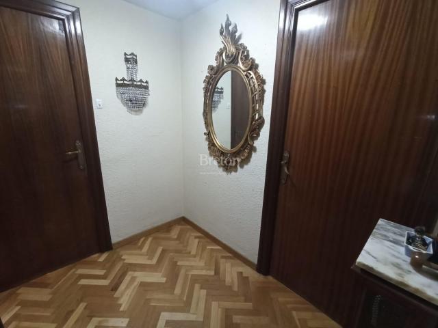 Interesante piso para estudiantes Sector Universidad