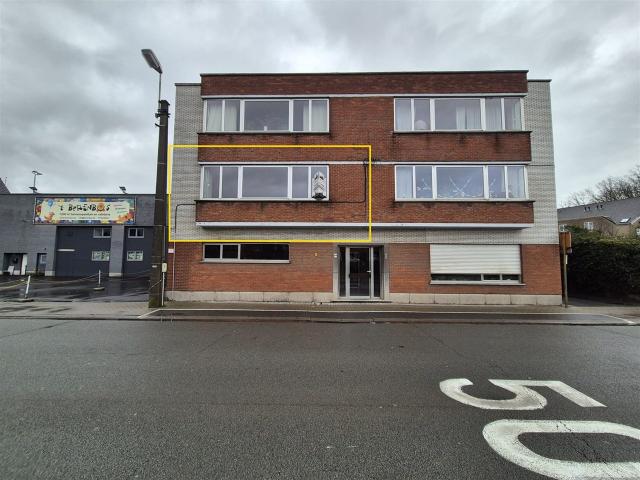 Interessant gelegen appartement met terras en garage