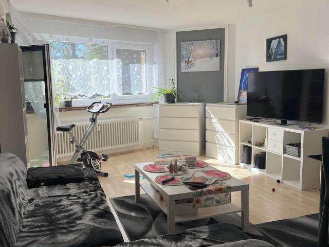 Interessante Kapitalanlage: licht und sonnendurchflutete 3 Zimmer Wohnung ! Sehr guter Mieter!