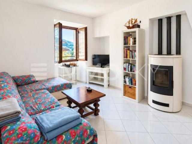 Interessante opportunità immobiliare su più livelli