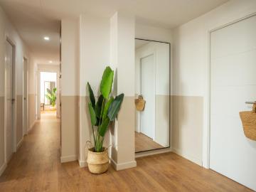 Interesting double bedroom in the Sarrià Sant Gervasi district