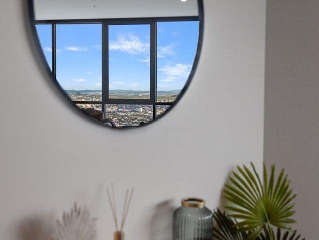 Interim Home – Executive Family Apartment in CBD