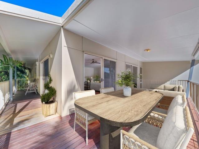 Introducing Townhouse 6 Baybreeze Complex
