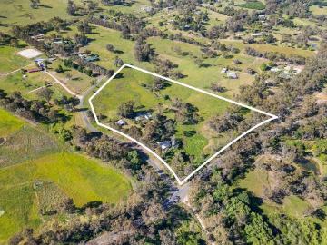 12.92 ACRES 4 BEDROOM HOME STUDIO = HAPPINESS
