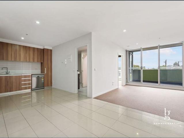 Introductory to Edgewater living!