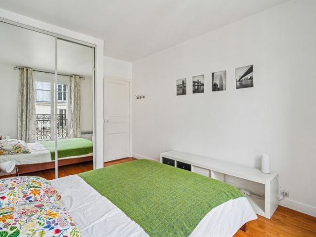 Invalides / rue Surcouf, Paris Amsterdam Apartments for Rent