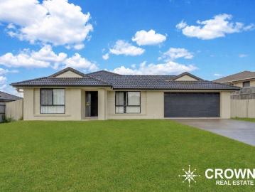 INVEST IN STYLE, SPACE & LOCATION THE COMPLETE FAMILY PACKAGE!