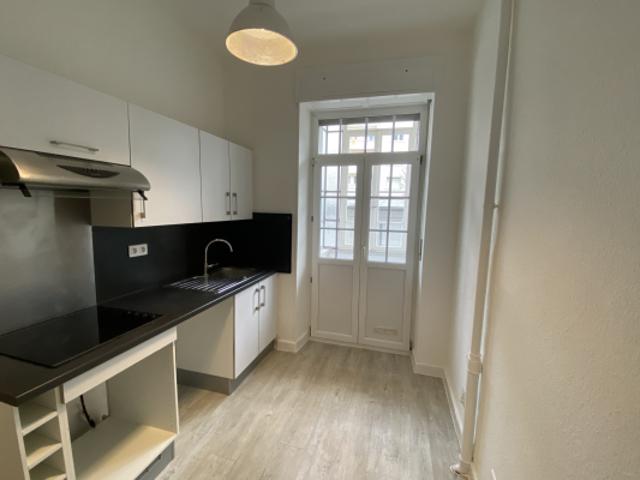 Invest. locatif Appt 2/3P 57 m2 vendu loué 760EUR/mois Bd