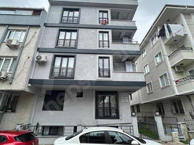 INVEST LAKEDEN K.ÇEKMECE CUMHURİYET MH SATILIK 4+2 DUBLEX