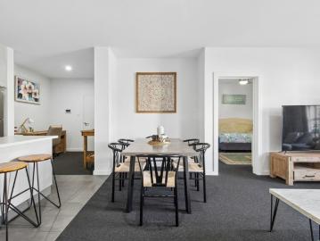 Invest, Nest or Downsize in Thriving Tonsley Village