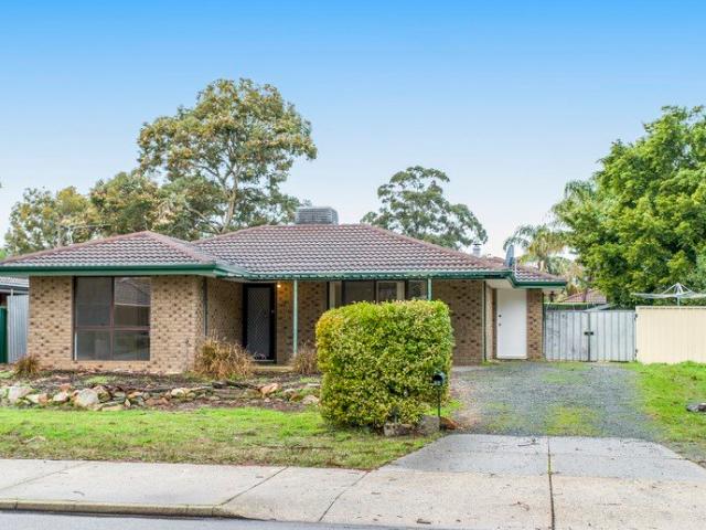 INVEST, SUBDIVIDE OR DEVELOP R15/25 BLOCK!