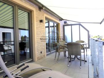 Investieren, wo andere Urlaub machen Penthouse mit Dachterrasse Meerblick und Fahrstuhl