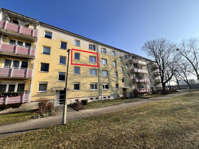 Investieren in Berlin Pankow – Vermietete 2,5 Zimmer Wohnung mit sonnigem Balkon