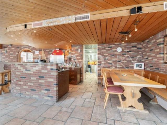 Investieren Sie in die Zukunft: Restaurant mit Wohnraum Potenzial