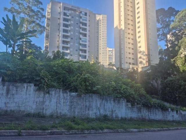 Investimento Estratégico: Terreno 1.400 m² em Região de Alta Valorização