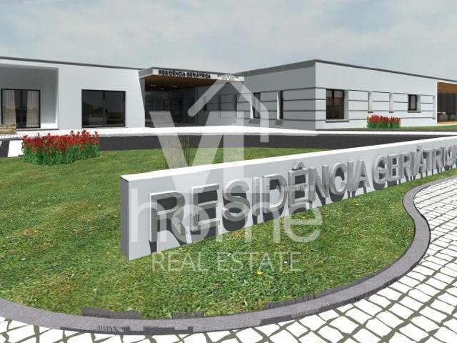 Investimento Estratégico: Terreno com Projeto Aprovado para Lar de Idosos 50 Utentes