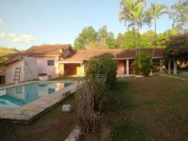 Investimento: Sítio à venda em Angatuba/SP: 18.462,98 m² de área!