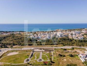 INVESTIMENTO Terreno para Construção de 34 Fogos, px da Marina de Albufeira