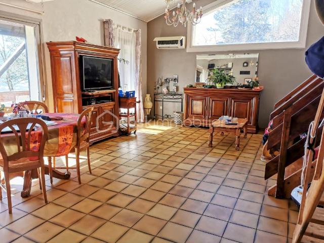 INVESTISSEMENT EN VIAGER OCCUPÉ MAISON ST JEAN DE VAULX