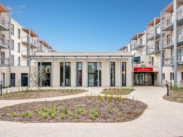 INVESTISSEMENT LOCATIF – MORANGIS – Résidence Seniors Le Clos des Erables – 5,54 % de rentabilité