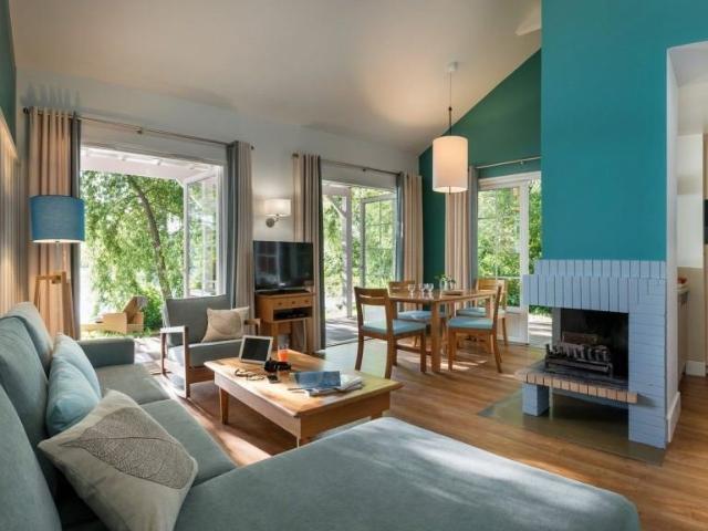 INVESTISSEMENT LOCATIF – CHAMOUILLE – Résidence de tourisme Center Parcs Le Lac d'Ailette 6% de rentabilité