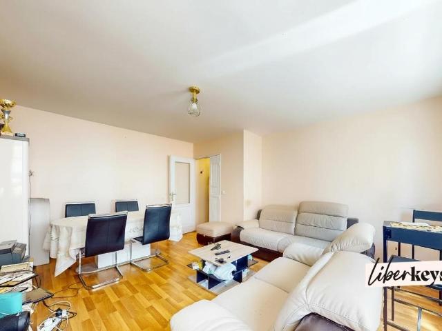 Investissement Locatif Clé En Main Appartement T2 Avec Par. 43m² Corbeil Essonnes