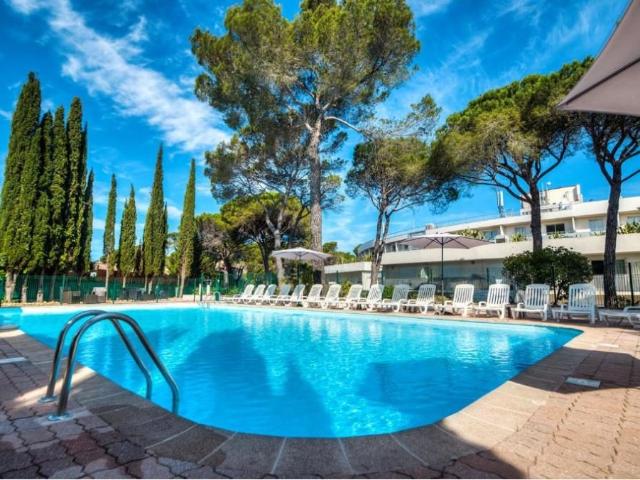 INVESTISSEMENT LOCATIF – Fréjus – Résidence Tourisme Zenitude Hôtel Résidences La Tour de Mare – 6,54 % de rentabilité