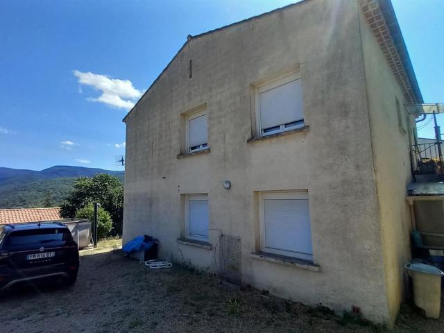 Investissement locatif immeuble deux grand appartements. 160m² Lamalou les Bains