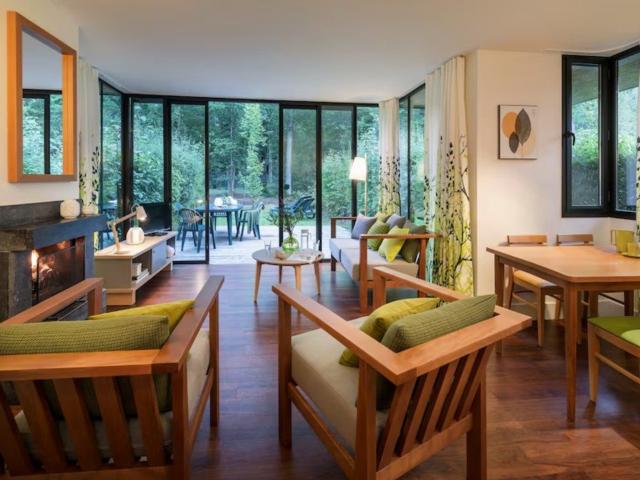 INVESTISSEMENT LOCATIF – LES BARILS Résidence Center Parcs Les Bois Francs 7.75% de rentabilité