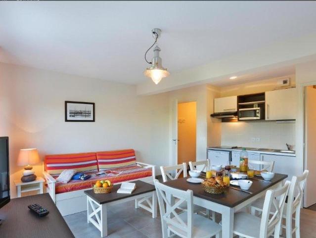INVESTISSEMENT LOCATIF – SAINT POL DE LEON – Résidence Goelia Les Roches * 6.51 % de rentabilité