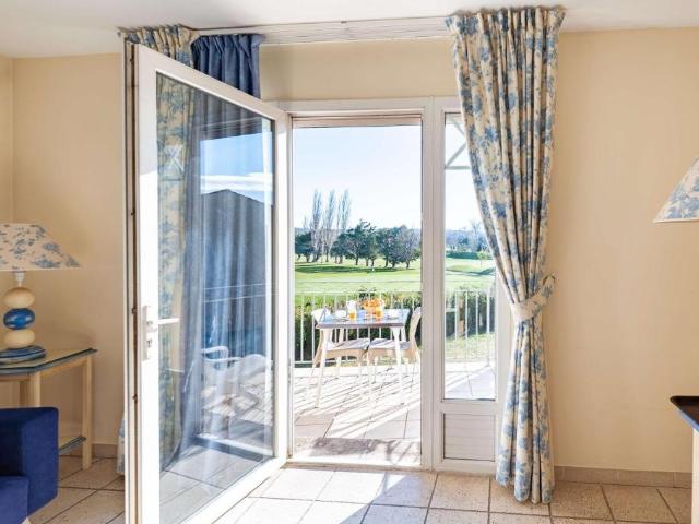 INVESTISSEMENT LOCATIF – Vedène – Résidence Tourisme Résidhotel Grand Avignon – 6,3 % de rentabilité