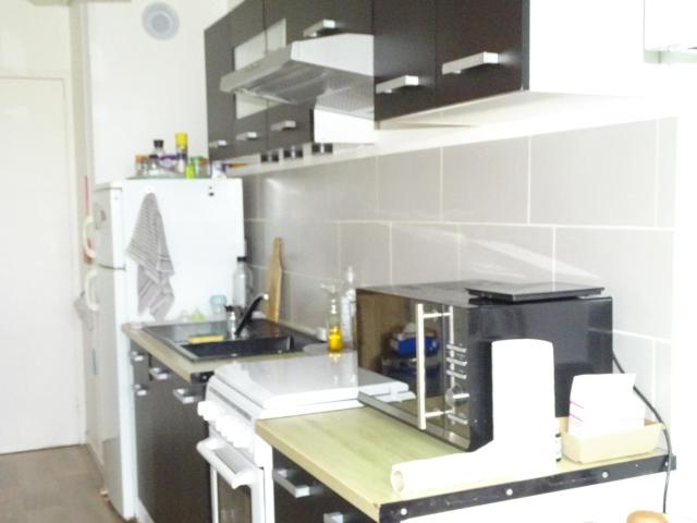Investisseur T4 d'environ 79 m² avec balcon 3 chambres