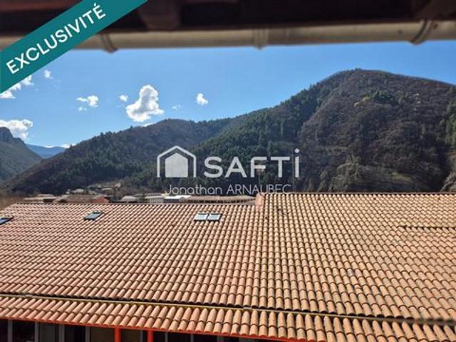 Investisseurs, découvrez un immeuble de 10 appartements offrant un fort potentiel de rentabilité au cœur de Digne les Bains