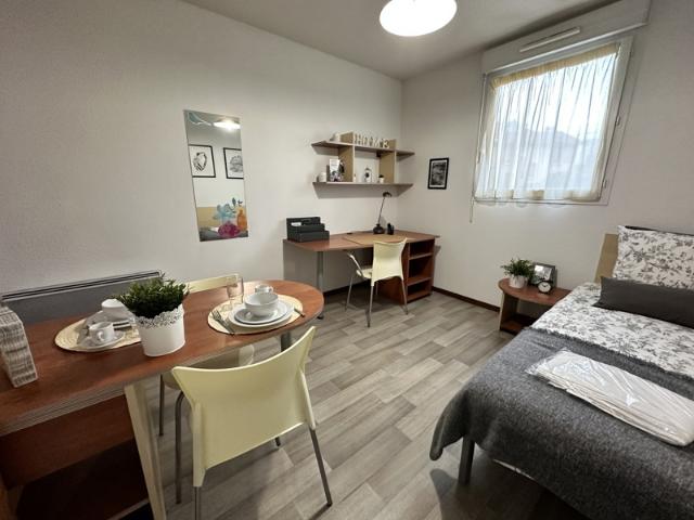 Investisseurs ! studio loué dans résidence étudian