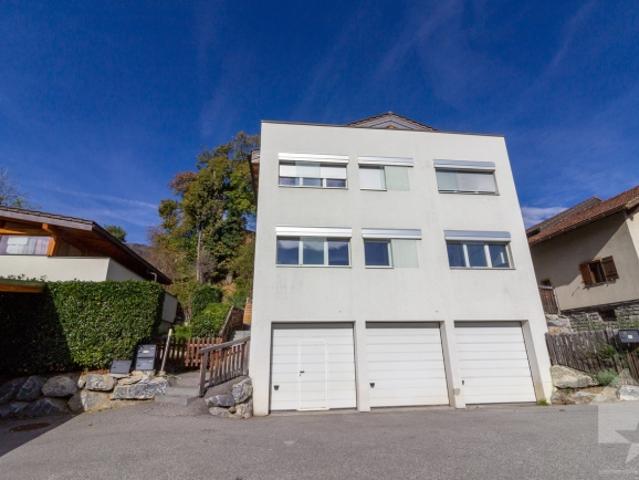 Investitionsgebäude mit 2 Maisonette Wohnungen