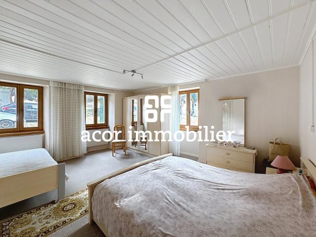 Investitionsmöglichkeit: 2.5 Zimmer mit Potenzial in Grône