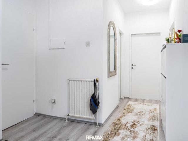 Investitionspaket mit 6 Einheiten & 22 Garagenplätzen