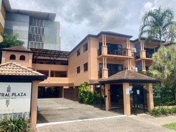 Investment Opportunity close to Cairns Hospital, Esplanade and more.