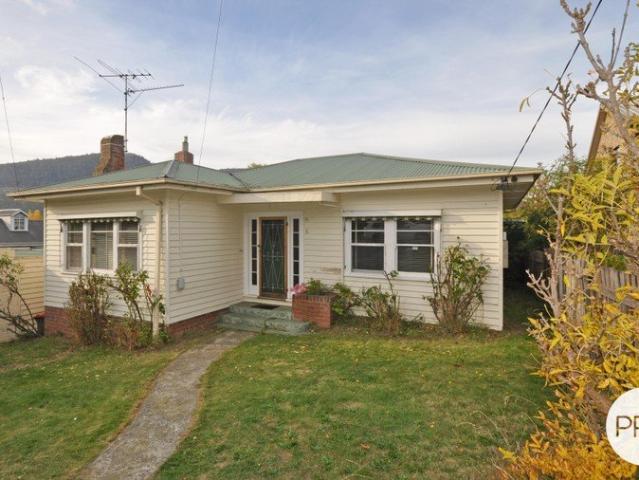 Investment Opportunity in the Heart of New Norfolk!