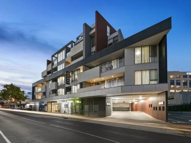 INVESTMENT $807 p/week rent return:3 BEDROOM & CARPARK