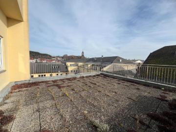 Investmentchance in Bestlage Vermietete Ordination mit Terrasse / Loggia am Stadtplatz von Vöcklabruck