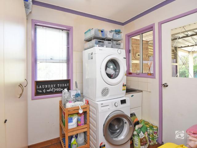 Investor alert! Spacious home in ideal location
