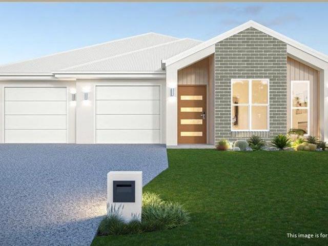 Investor or Two families! under $1.115 m Dual Home